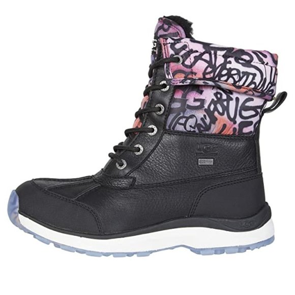 🎁 UGG Women's Adirondack Boot Iii Graffiti Boot - Picture 2 of 8